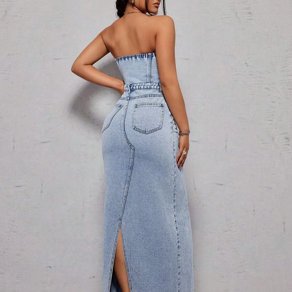 Elegant Light Blue Denim Strapless Dress